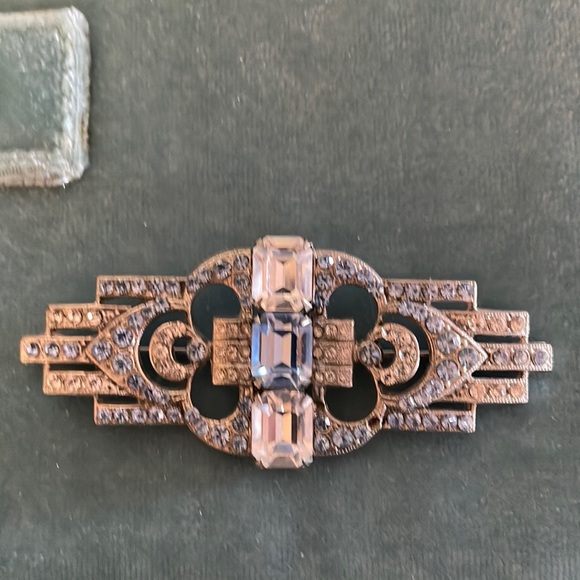 Jewelry - Vintage 80s Blue & Clear Brooch
